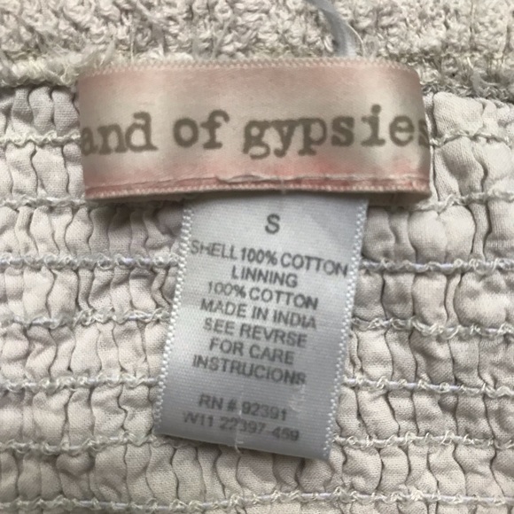 BAND OF GYPSIES CLOTHING.♥️ - Picture 3 of 4